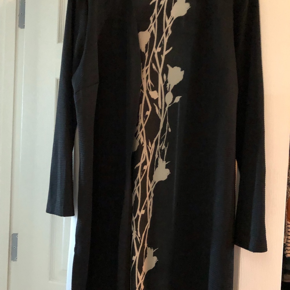 Open mid length sweater - Picture 3 of 5